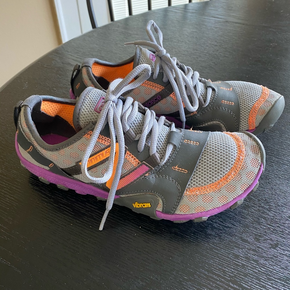 Women’s New Balance Vibram athletic shoe